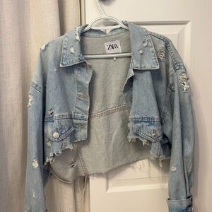 Cropped jeans jacket